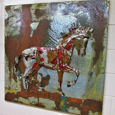 Tin horse art piece