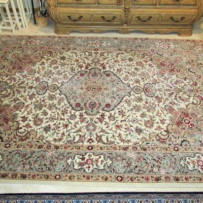 8.9x6.1 wool & silk Chinese Tabriz rug (BID ITEM)