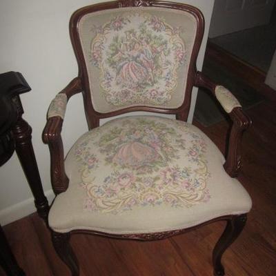Victorian Tapestry Fireside Lounge Arm Chairs & Mahogany Sofa Table 