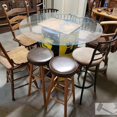  800: Jeg oil barrel glass table and approx. 10 stool and chairs
Jeg oil barrel glass table and approx. 10 stool and chairs