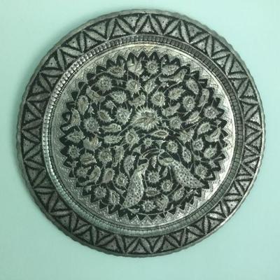 Metal Medallion Tray Table Top