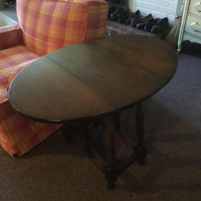 Small Drop Leaf Table (extended)