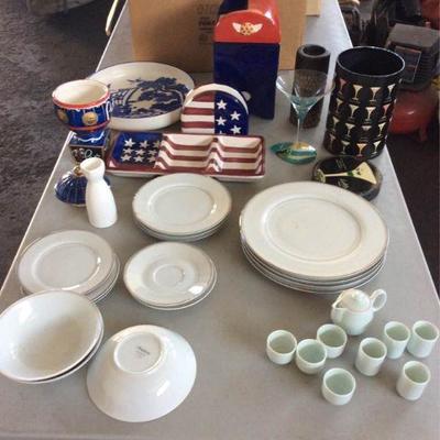 DDD066 Tea Set, USA & Asian Collectibles