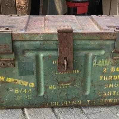 World War II British 3-Inch smoke mortar bomb thrower metal lock box 