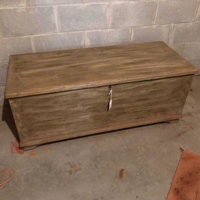 Solid Cedar Chest with Locks, Key, and Tray