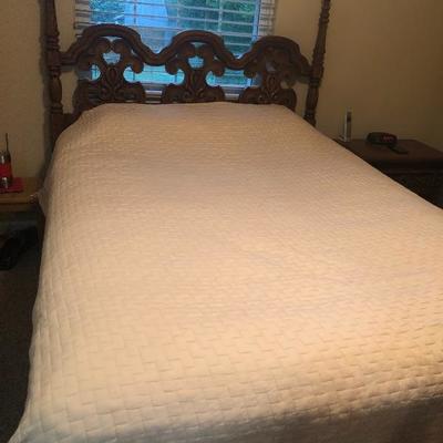 Queen size head board beauty rest mattress and box springs 