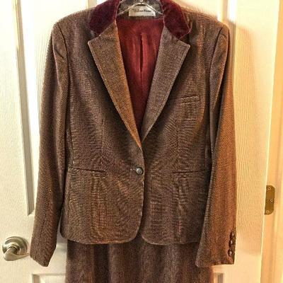 Evan Picone jacket and skirt. Size 10. $40 for the set.