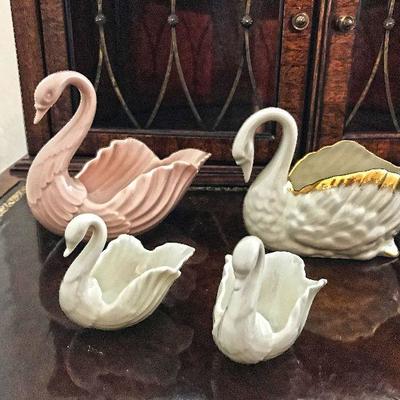 Small and miniature Lenox swans. $10 for small and $5 for miniatures.