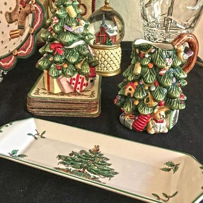 Spode Christmas tree trays and Christmas tree creamer and sugar set.