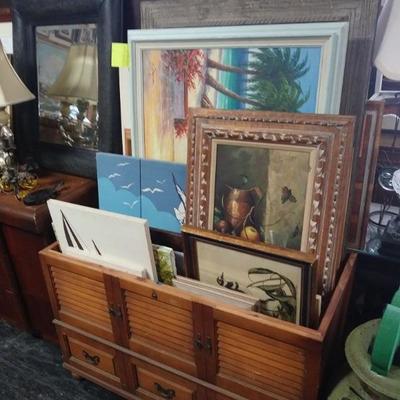 Estate sale photo