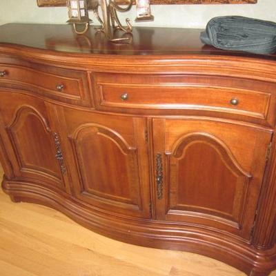CLEAN-OUT FUN! THIS MEANS WE ARE "NOT", GOING TO SET UP THIS HOME IN OUR USUAL ORGANIZED MANNER.  JUST COME AND DIG FOR SOME...