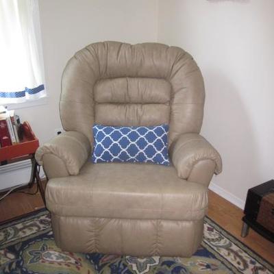 Leather Recliner 