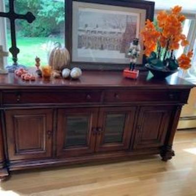 Thomasville Entertainment Center 