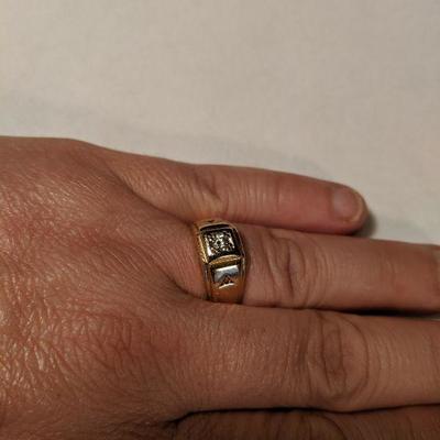 Gold Mens Ring with Diamond Center