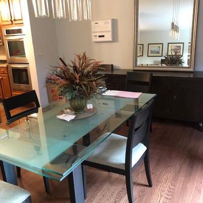 ETHAN ALLEN GLASS TOP DINING TABLE AND CHAIRS