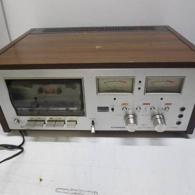 Pioneer stereo cassette tape deck model CT-F8282