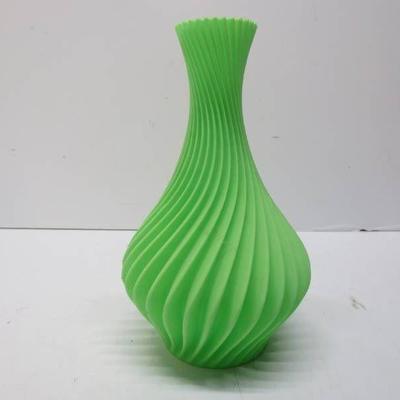 Green 3D printed flower vase