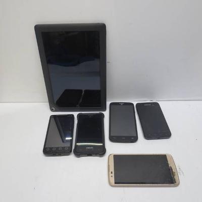 Lot of untested phones and tablet