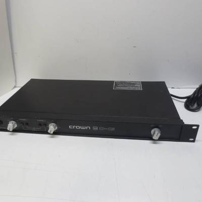 Crown D-45 amplifier (no power)