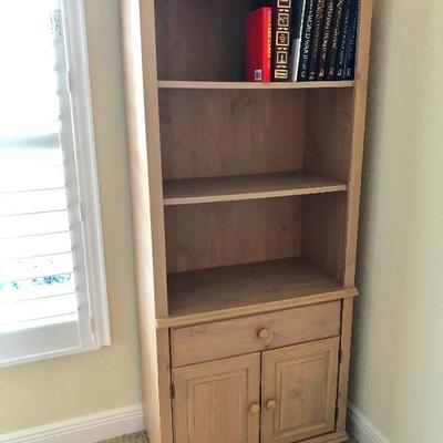 Set of 3 Blonde Wood Book Shelf Units (2 w/Bottom Cupboard Storage)
2 @ $80 EACH - 1 @ $50 - (30W  16D)
