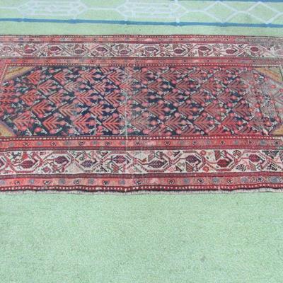 Oriental hand tied rug