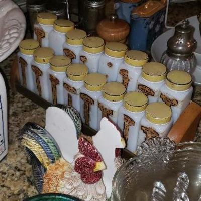 Vintage Griffith's Laboratories Inc - 16 Milk Glass Spice Jars & Rack Yellow Cap