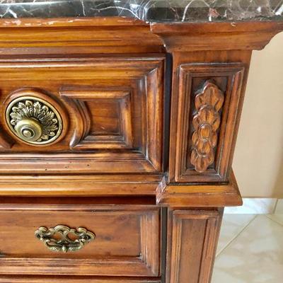 Dresser detail