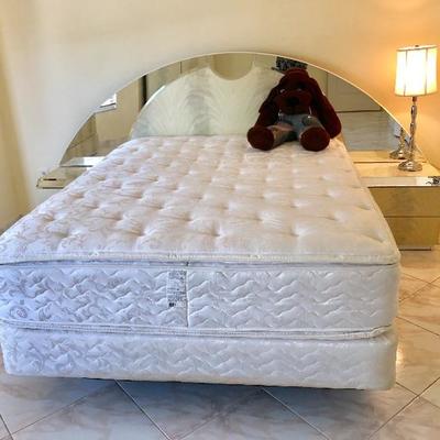 Unique 3-Piece Lacquer Bedroom Set - $175 Set (Save $30)
	Including:
	Mirrored Headboard w/2 Night Stands - $80 - (108W  48H)
	Six-Drawer...