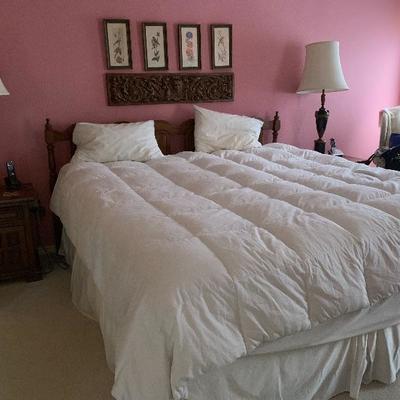 thomasville king bed/mattress