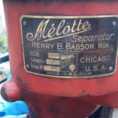 Estate sale photo