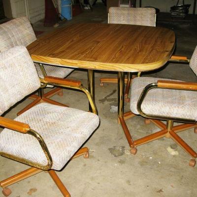 Kitchen table with caster feet chairs   BUY IT NOW $ 165.00