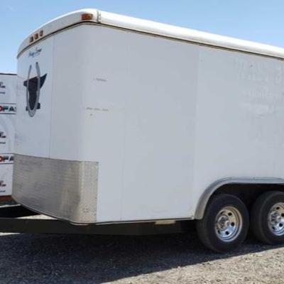 This trailer has an electric tongue jack, dual axle, approx. 10 power outlets, 2 sets of Florescent lights, wood flooring, and a very...