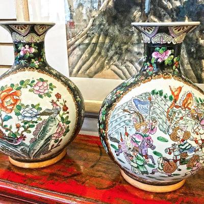 Pair of matching Chinese vases (12