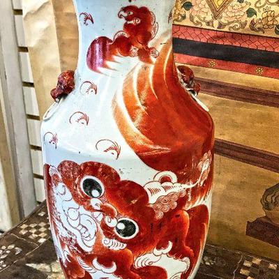 19c. Chinese vase. 17