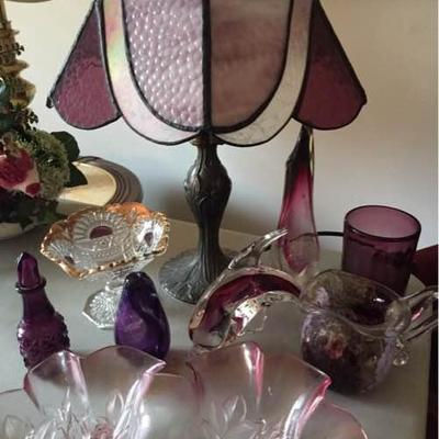 Tiffany Style Lamp & Purple Glass