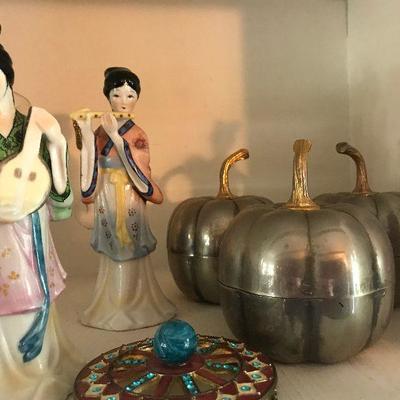 Asian Porcelain Figurines 