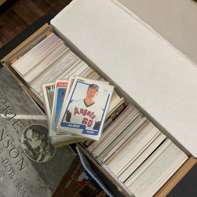 Box of Baseball Cards (sold as a lot)