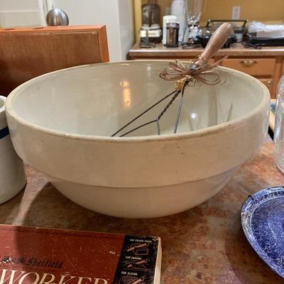 Redwing Stoneware #2 Mixing Bowl