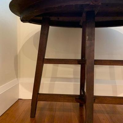 38. Antique Primitive Oval Table, 39 x 28 x 29