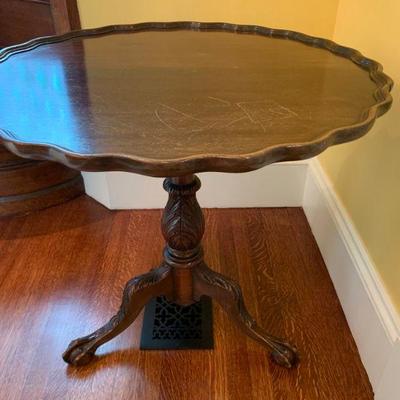 22. Pie Crust Table, 32 x 29, visible scratches to top, see pictures