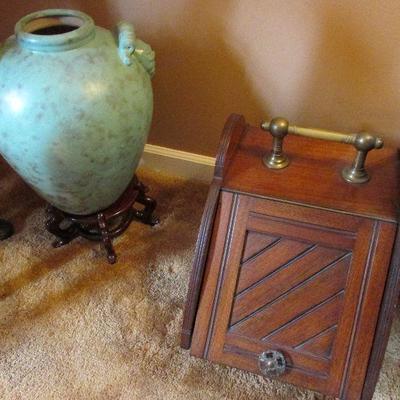 Coal scuttle