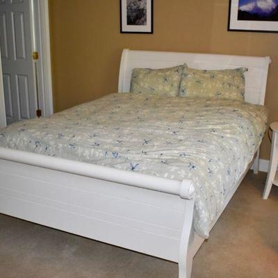 Pottery Barn white queen sleigh bed