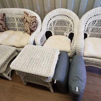 7020: White Wicker Furniture set w/ Decor Pillows and Cushions
Gorgeous and soooo patio-ready! This is a super cute white wicker patio...