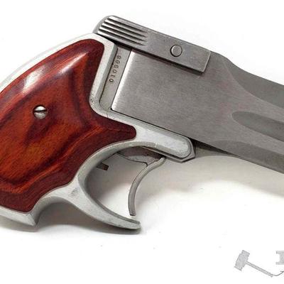 220: 	
American Derringer DA9, 9mm Pistol, CA Transfer Available
Serial Number: 010998
Barrel Length: 3