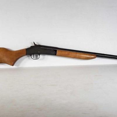 353: Harrington & Richardson Pardner Single Shot 410ga Shotgun
Serial Number: 226512
Barrel Length: 25.5