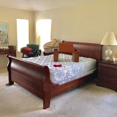 Sleigh Bed Standard 5 Pc. Suite - $600 (Save $75)