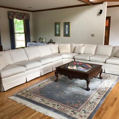 6 pc White sectional queen sleeper sofa
Price: $320