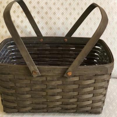 2006 Longaberger signed Market Basket w/liner in Dark stain
Price: $20