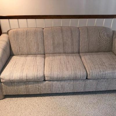 Rowe Queen Sleeper Sofa in light Tweed
Price: $100