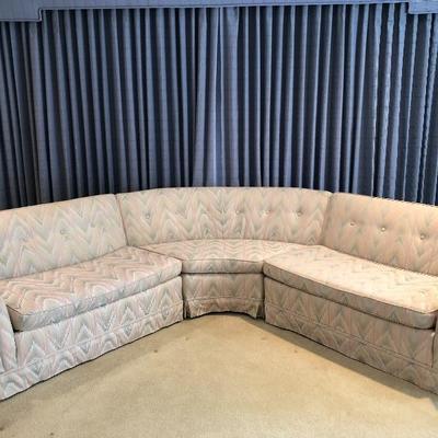 Chevron C-shaped 3pc Couch
Price: $60